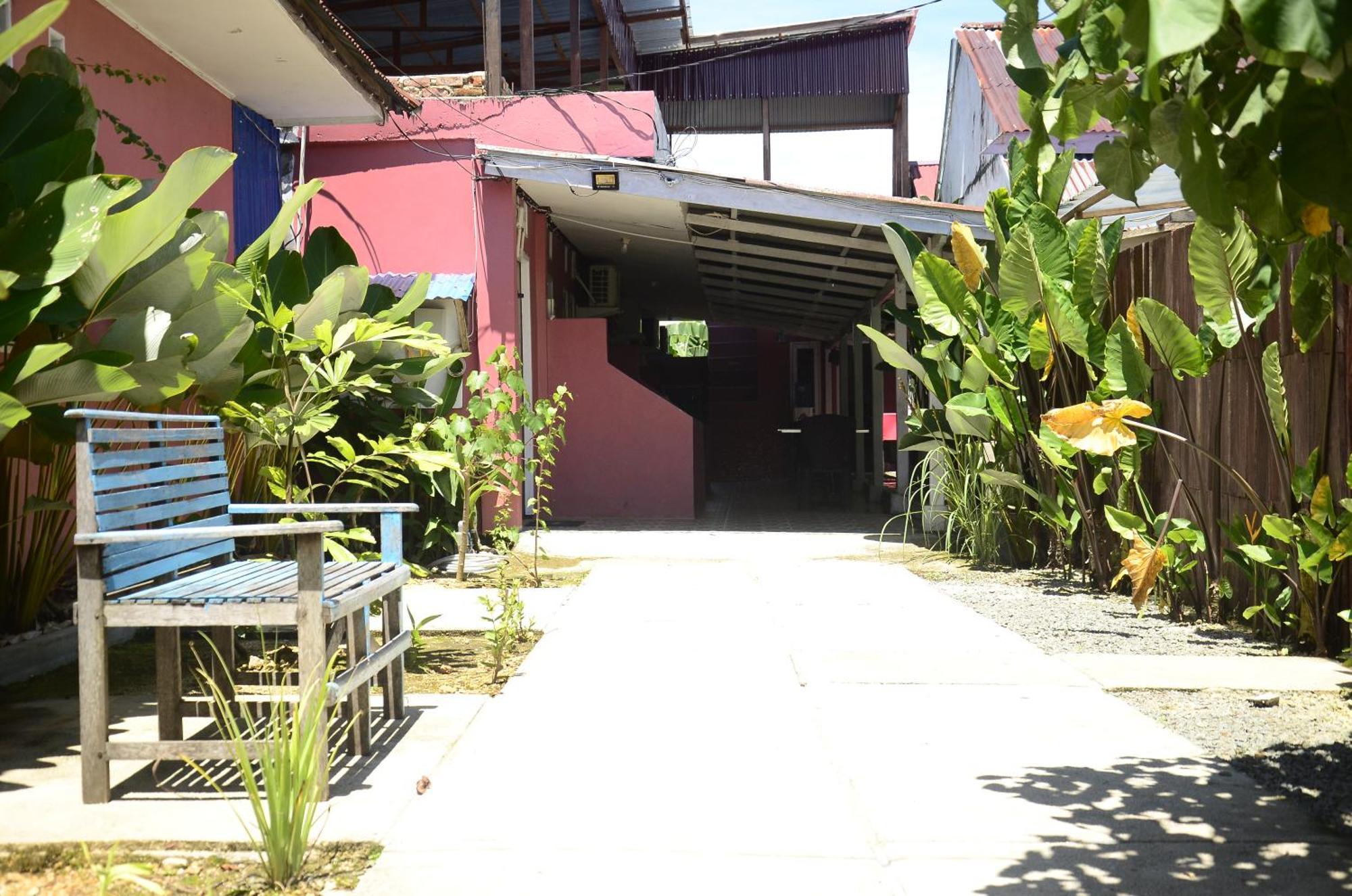 Baronda Guest House โซรง ภายนอก รูปภาพ